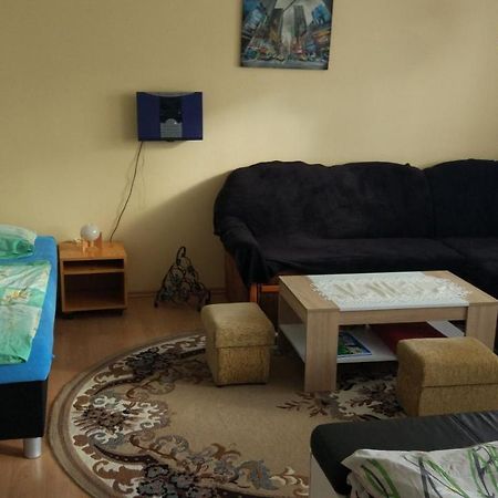 Apartman Kristinka Lendak Exteriör bild